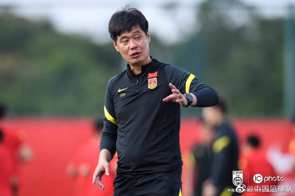 亚洲杯中国队主教练